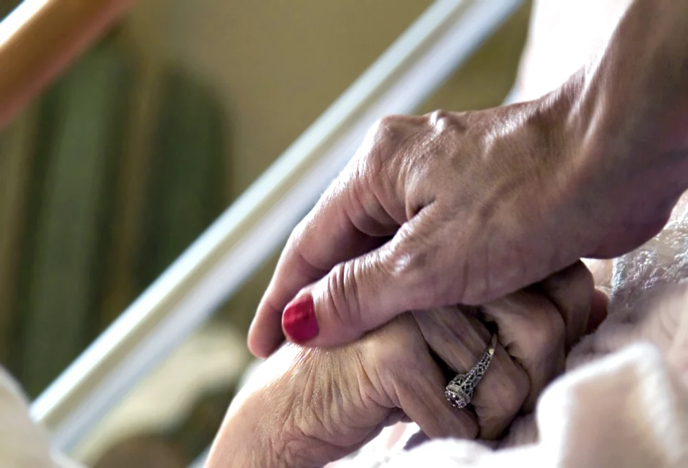 When Is It Time for Hospice Care? Signs Prescott Families Should Know